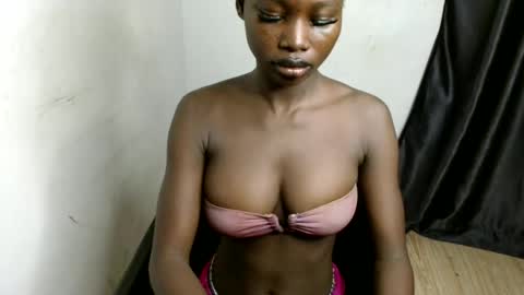 Mila online show from 03/08/26, 06:44