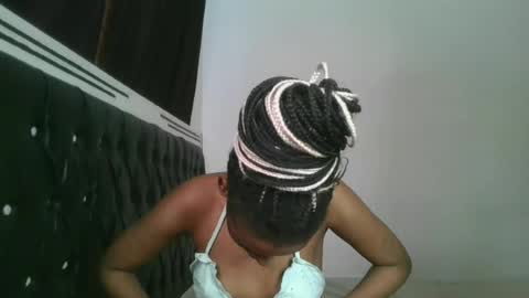Snapshot of nasty_divah chatting on 06/29/26, 10:15 nasty_divah online show from 06/29/26, 10:15