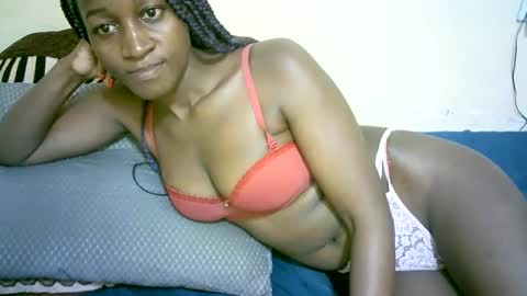 Marie online show from 10/18/25, 05:21