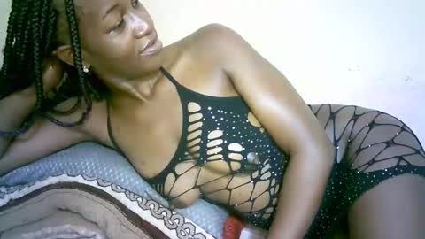 Marie online show from 10/23/25, 06:45