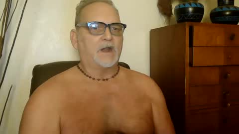 Snapshot of nastydaddyfatcock8 chatting on 12/25/24, 09:11 Daddy online show from 12/25/24, 09:11