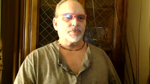 Snapshot of nastydaddyfatcock8 chatting on 03/04/25, 04:38 Daddy online show from 03/04/25, 04:38