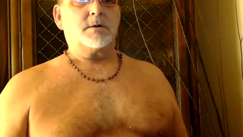 Snapshot of nastydaddyfatcock8 chatting on 03/07/25, 02:57 Daddy online show from 03/07/25, 02:57