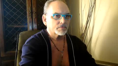 Snapshot of nastydaddyfatcock8 chatting on 03/09/25, 01:56 Daddy online show from 03/09/25, 01:56
