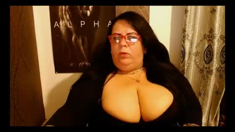 Snapshot of nastymilf34 chatting on 06/22/26, 10:40 Miss Pam online show from 06/22/26, 10:40