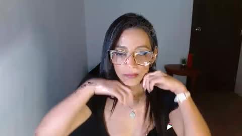 nathalia online show from 03/03/25, 04:03