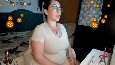 Natalia online show from 10/06/25, 12:41