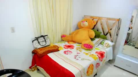 Snapshot of nata_rosse chatting on 06/23/26, 07:34 Natalia online show from 06/23/26, 07:34