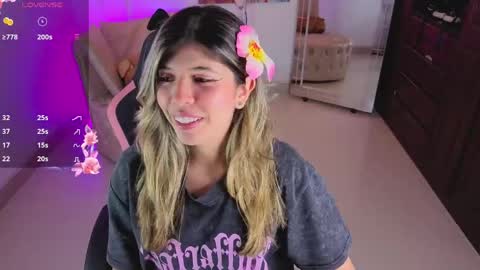 NATASHA online show from 04/21/26, 03:35