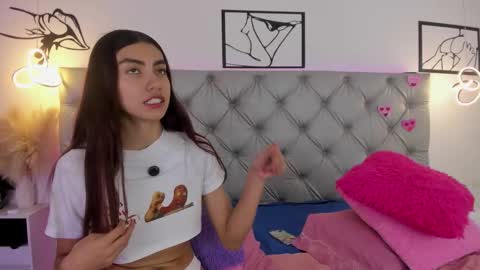 natalia online show from 03/25/26, 05:30