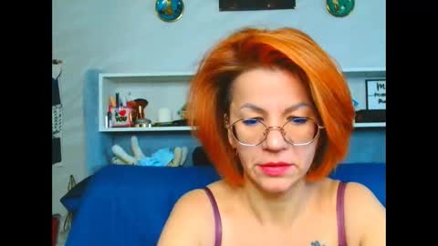 Snapshot of natali3855 chatting on 02/08/25, 12:17 Natali online show from 02/08/25, 12:17