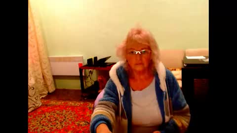 natali online show from 11/30/25, 09:35