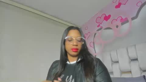 NATALI KIDMAN online show from 03/08/25, 12:20