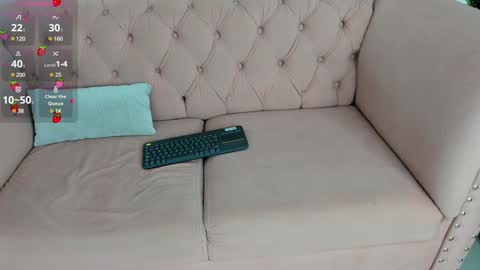 Naty  online show from 01/31/25, 12:18