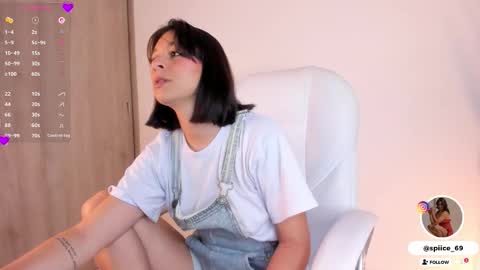 Snapshot of natalia_andrea_2804 chatting on 12/18/25, 10:27 natalia andrea online show from 12/18/25, 10:27