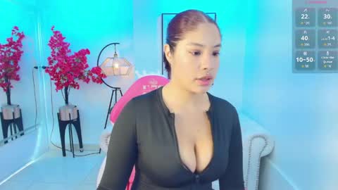 Snapshot of natalia_cartier chatting on 06/05/26, 03:35 Natalia. online show from 06/05/26, 03:35