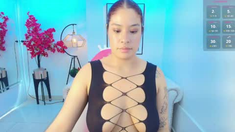 Snapshot of natalia_cartier chatting on 06/05/26, 06:52 Natalia. online show from 06/05/26, 06:52
