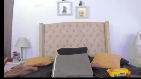 Snapshot of natalia_collinslim chatting on 01/17/25, 03:45 Natalia online show from 01/17/25, 03:45