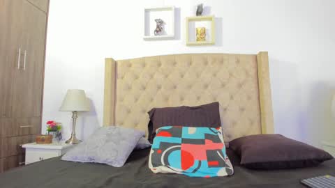 Snapshot of natalia_collinslim chatting on 02/06/25, 03:16 Natalia online show from 02/06/25, 03:16