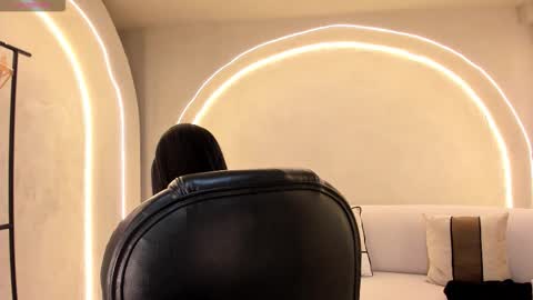 Nata online show from 09/11/25, 02:55