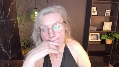 Snapshot of natalicloud chatting on 05/13/26, 01:30 NataliCloud online show from 05/13/26, 01:30