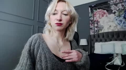 Natalie online show from 12/02/24, 07:36
