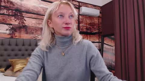 Natalie online show from 12/22/25, 10:45