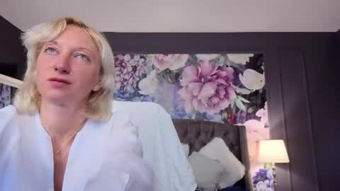 Natalie online show from 06/11/26, 07:28