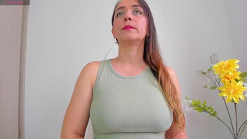 Natalie online show from 12/21/24, 07:38