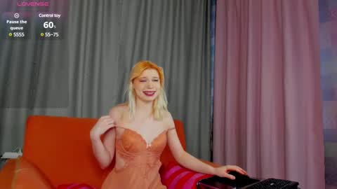 natalie_diazzz online show from 02/28/25, 08:42