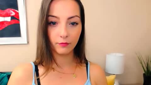 Snapshot of natalie_live chatting on 04/21/26, 06:20 NatalieSexy online show from 04/21/26, 06:20