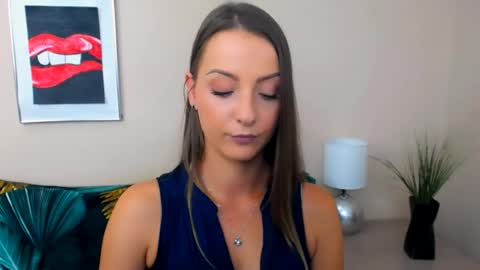 Snapshot of natalie_live chatting on 07/02/26, 06:19 NatalieSexy online show from 07/02/26, 06:19