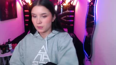 natalie  online show from 05/02/26, 08:03