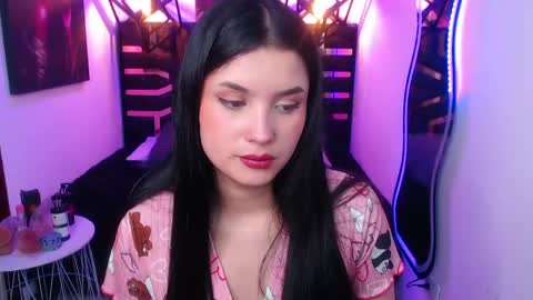 natalie  online show from 05/11/26, 08:39