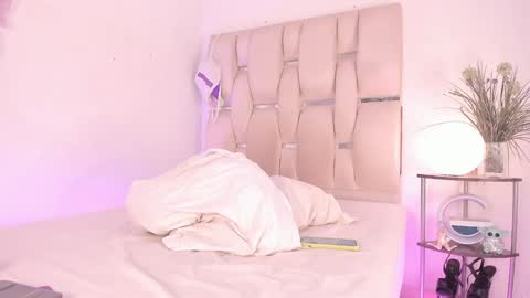  Natalie   online show from 12/18/24, 02:17