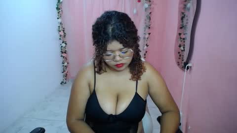 natalie_tits1 online show from 10/01/25, 02:34