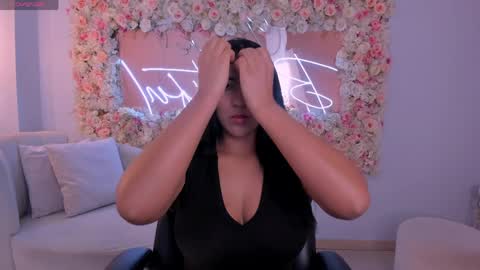 Natalie Lewis online show from 04/10/26, 12:10