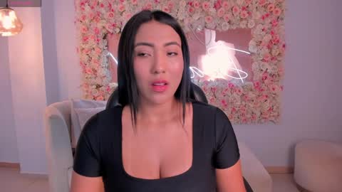 Natalie Lewis online show from 04/12/26, 12:10