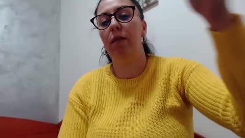 natally online show from 11/17/25, 02:01