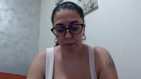 natally online show from 12/17/25, 02:45