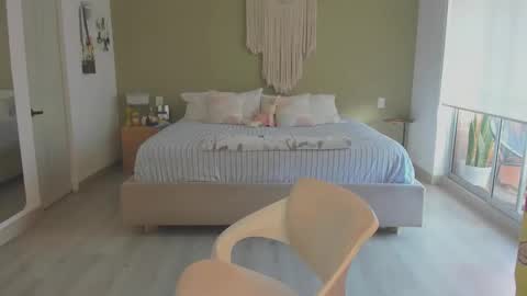 anatalybee online show from 11/07/25, 08:53