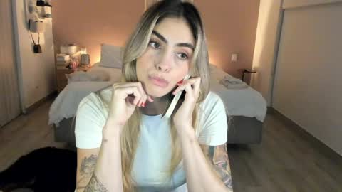 anatalybee online show from 04/30/26, 12:28