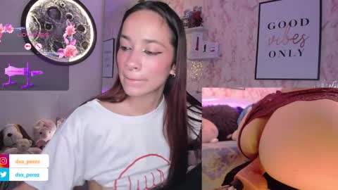 Snapshot of nataly_29 chatting on 12/14/24, 02:34 MissNatis online show from 12/14/24, 02:34