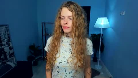 Natalie online show from 10/22/25, 05:30