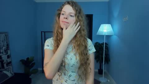 Natalie online show from 02/01/26, 05:06