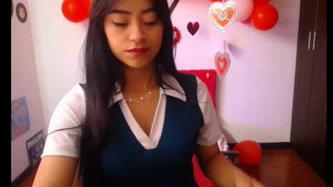 Nataly Escobar online show from 02/10/25, 01:44