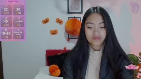 Nataly Escobar online show from 10/06/25, 12:35