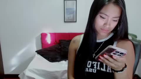 Nataly Escobar online show from 01/15/26, 01:26