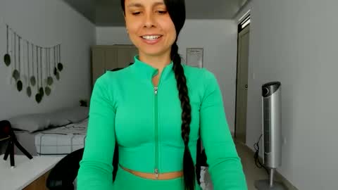 natalyfitt_7 online show from 04/20/26, 05:16