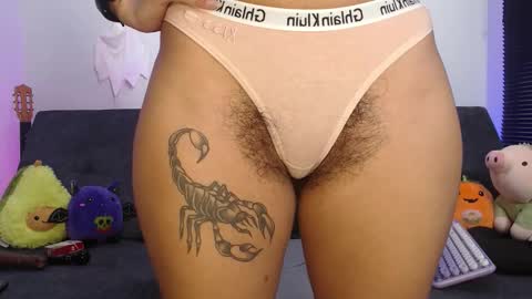   online show from 10/17/25, 02:19